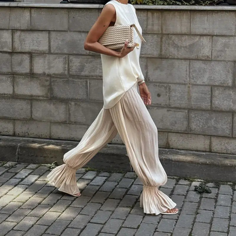 Rosalind Bellwood Barrel Leg Trousers